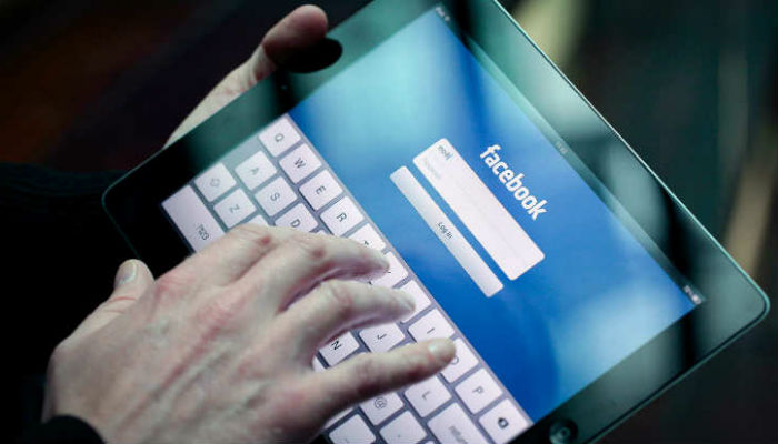 Temporarily mute friends with Facebook ‘snooze’ 