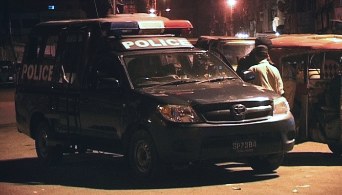 Firing leaves two injured in Karachi as police round up 19 suspects in raids 