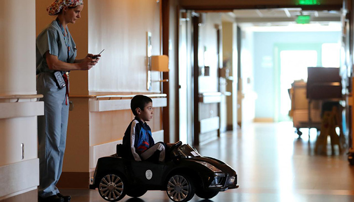 Hospital allows kids to drive themselves to operating room