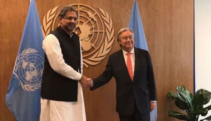 PM meets UN's Guterres, hands dossier on human rights violations in IoK