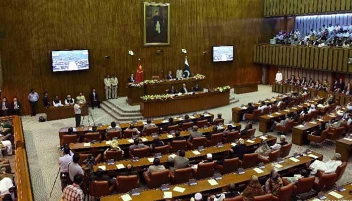 NA passes Election Reforms Bill 2017, paves way for Nawaz's return as PML-N president 