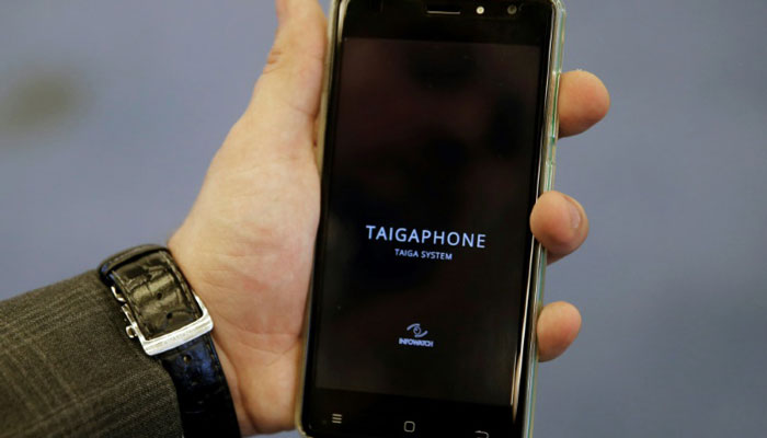 Russia firm unveils 'surveillance-proof' smartphone