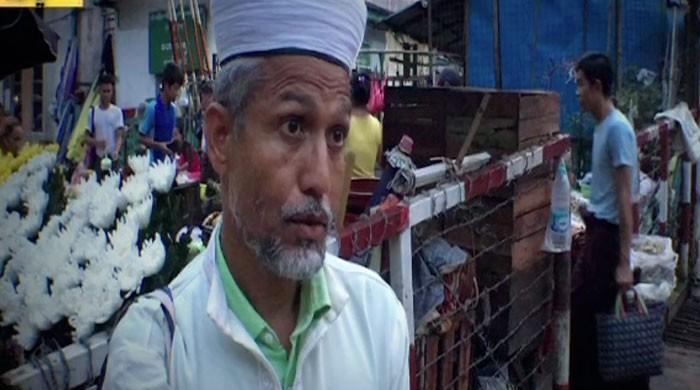 Pakistani man reaches Yangon to help persecuted Rohingya people Pakistani man reaches Yangon to help persecuted Rohingya people
