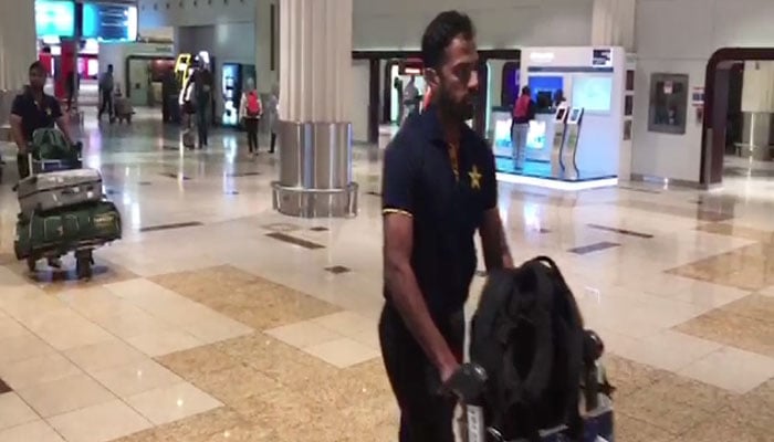 Pakistan cricket team arrives in UAE for series with Sri Lanka