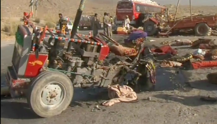Five dead in bus-trolley collision in Quetta 