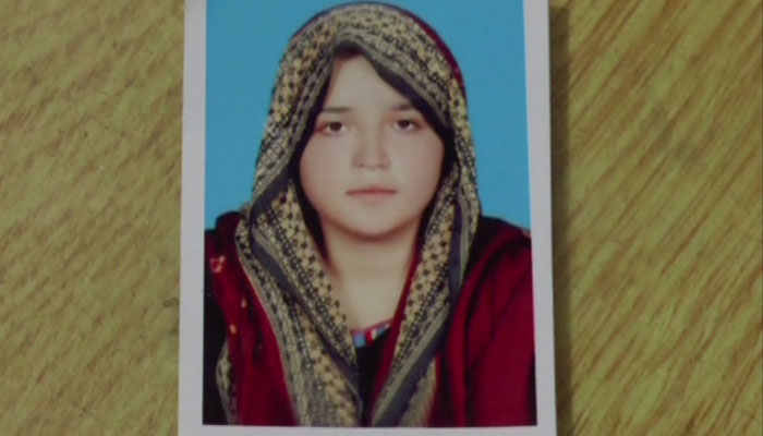 Girl robbing people through fake marriages arrested in Sargodha