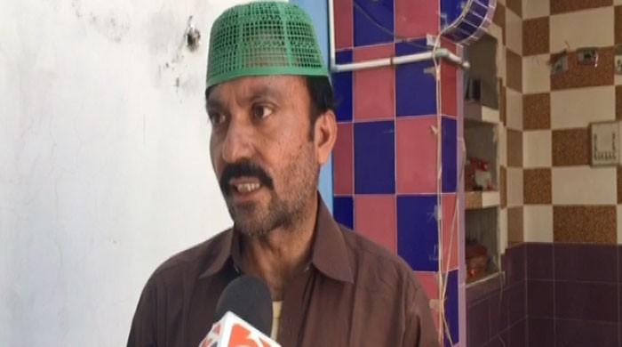 Drug dealer in Dadu awarded unusual punishment 
