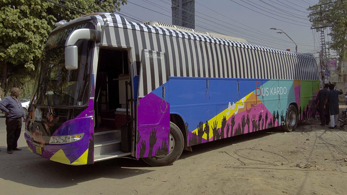 Bus Kar Do – Street theatre to raise awareness against death penalty
