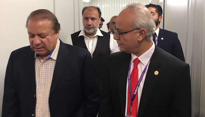 Nawaz arrives in London to spend time with wife Kulsoom
