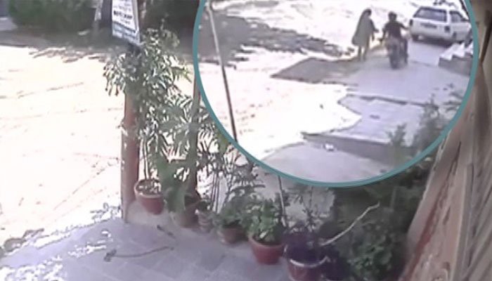 Woman attacked by knife-wielding men in Gujranwala 