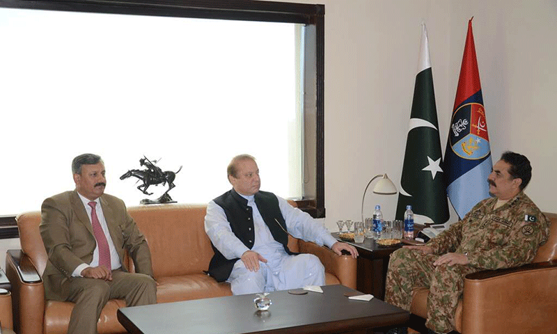 PM Nawaz Sharif and COAS Gen Raheel Sharif meet DG ISI Lt Gen Rizwan Akhtar at ISI HQ May 30, 2015