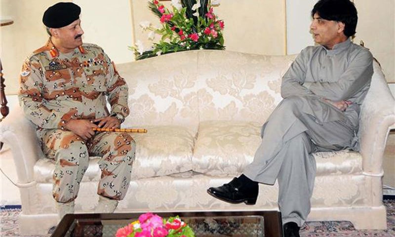 Interior Minister Chaudhry Nisar with Sindh Rangers DG Maj Gen Rizwan Akhtar in Islamabad May 29, 2014