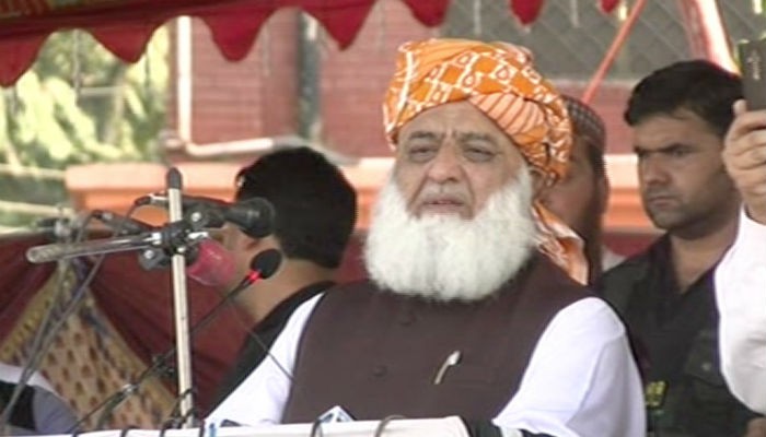 Pakistan being pushed towards political crisis: JUI-F chief