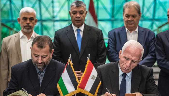 Hamas, Fatah sign deal on Palestinian reconciliation