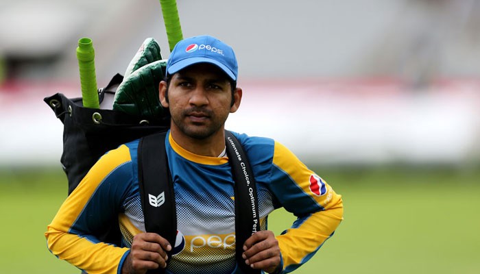 Sarfraz Ahmed confirms approach by bookie in UAE