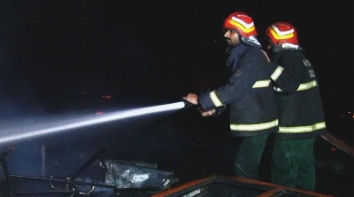 Blaze in Lahore furniture market burns down almost a dozen shops Blaze in Lahore furniture market burns down almost a dozen shops