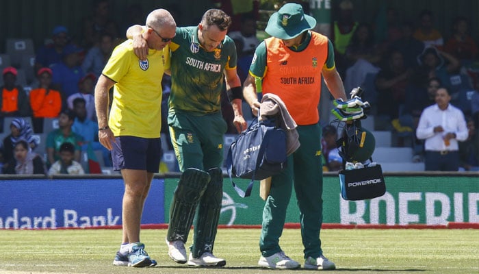 Du Plessis injury spoils South Africa win