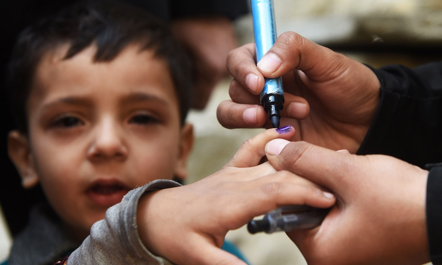 Lessening stream: Mutual efforts take Pakistan on brink of polio eradication