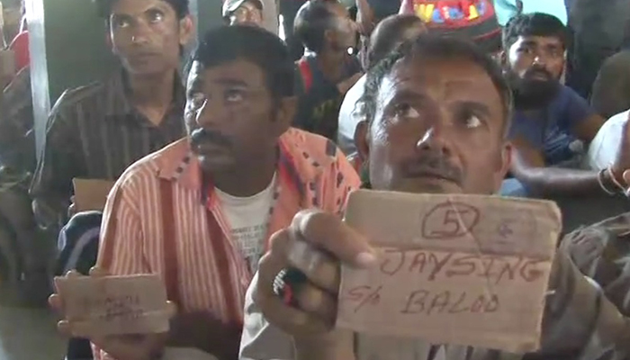 Indian fishermen chant 'Pakistan zindabad' after being set free