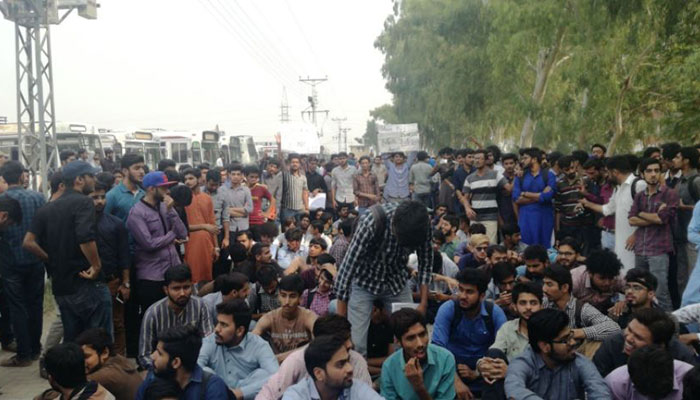 UET Taxila students up in arms against university's 'extremist' policies 