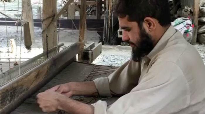 Artisans of Swat’s Islampur carve their niche in shawl industry 