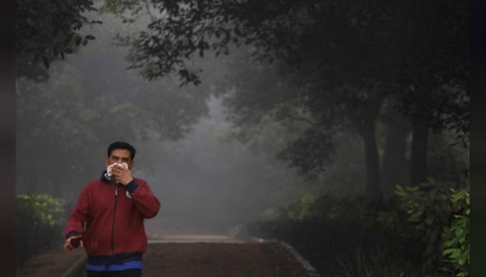 Delhi smog forces Sri Lankan players to wear face masks 