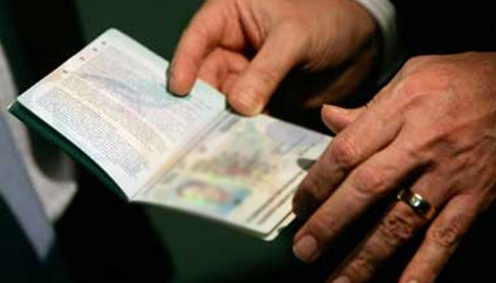 Pakistani visa services awarded to company with no past experience