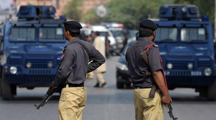 IG's wings to be clipped as Sindh set to change police law