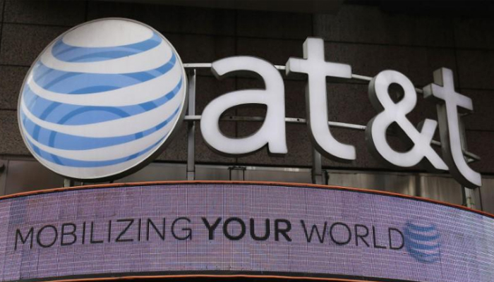 Ex-Trump lawyer to defend AT&T-Time Warner merger