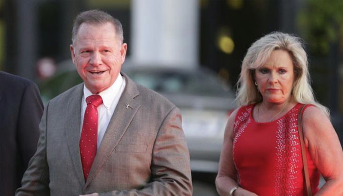 Despite sex scandals, Roy Moore 'will not stop fighting for the people': wife