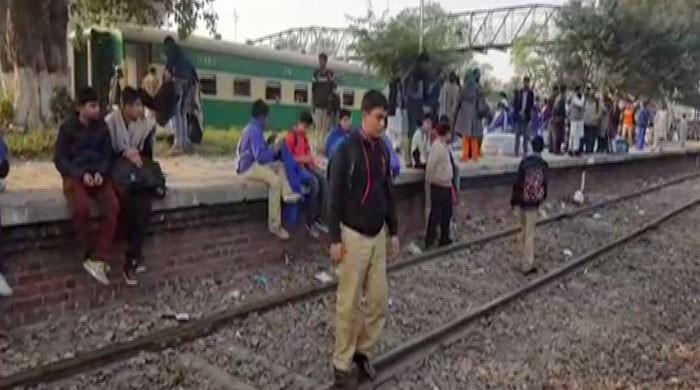 Students stranded at Gujranwala station spend night at nearby school