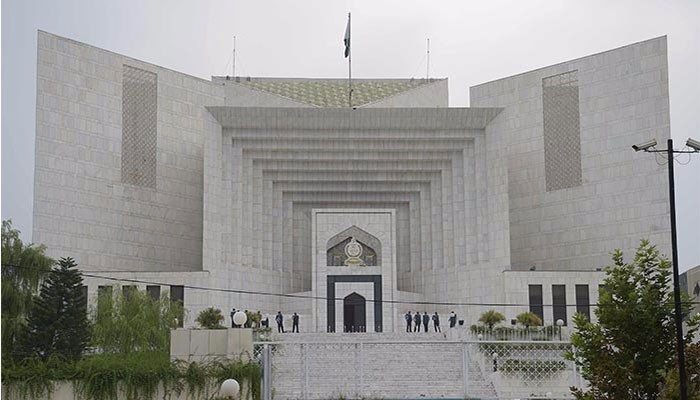 SC dismisses NAB's plea to adjourn Hudaibiya proceedings; stops analysis of case on media 