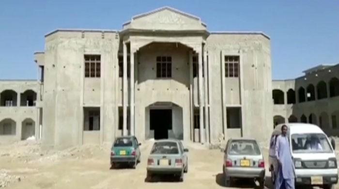 College students in Mirpur Khas forced to study in under construction building