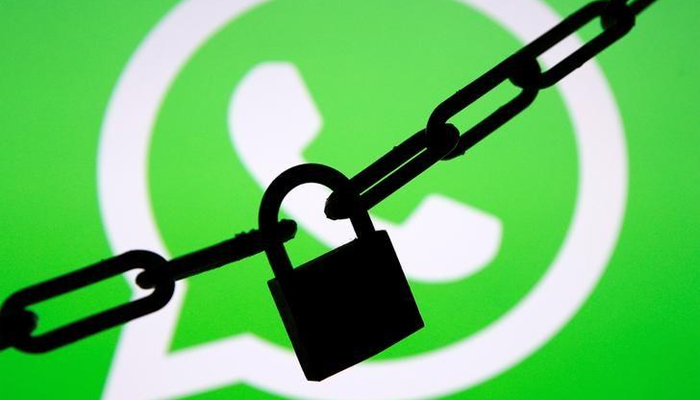 WhatsApp back online after mysterious global outage