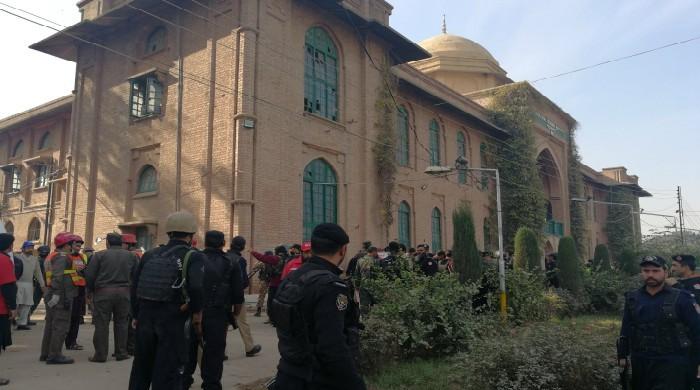 2017 Peshawar Agriculture Directorate attack photo 2