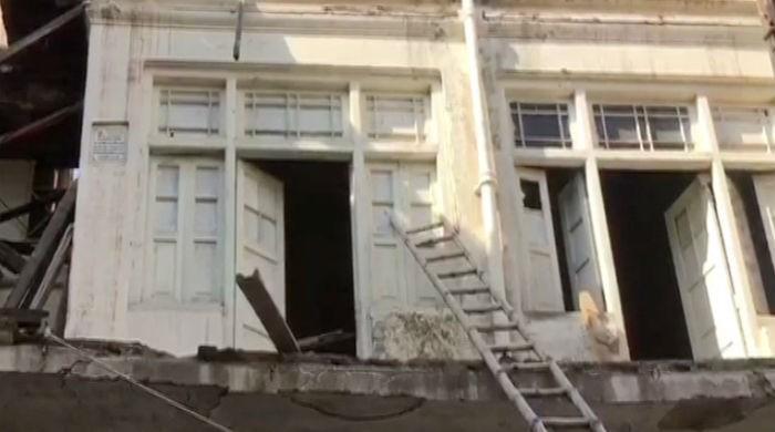 Govt turns blind eye towards crumbling gurdwaras in Peshawar