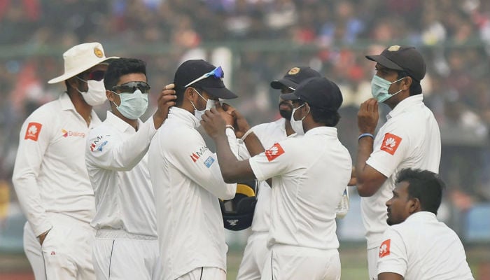 Doctors say no to sport in Delhi as cricketers choke in smog