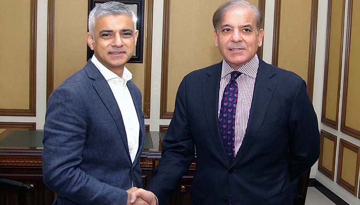 London Mayor Sadiq Khan meets Punjab CM, tours Lahore 