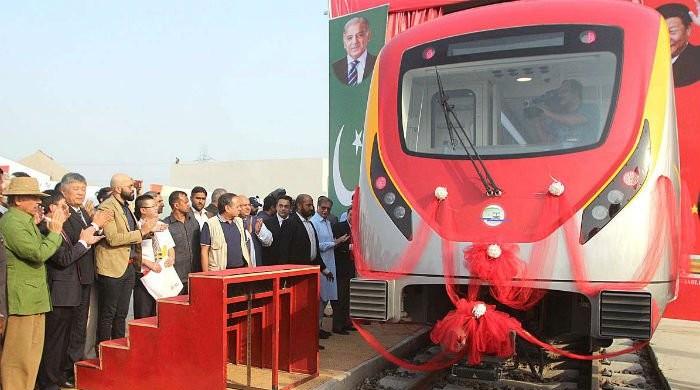Supreme Court dismisses LHC order, clears tracks for Orange Line Metro Train Supreme Court dismisses LHC order, clears tracks for Orange Line Metro Train