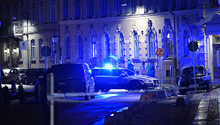 Three arrested after attempted arson attack at Swedish synagogue