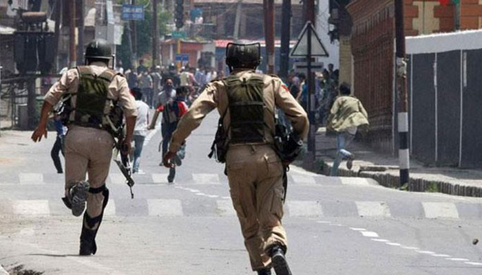 Indian police arrests French journalist for filming atrocities in Occupied Kashmir