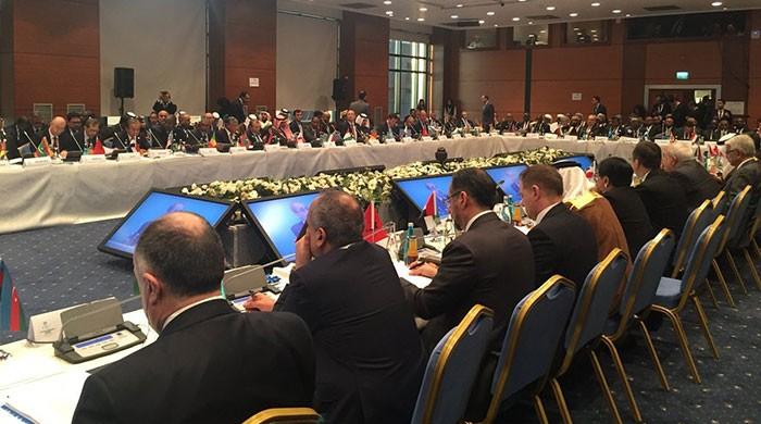 US recognition of Jerusalem undermines its role as honest peace broker: FM Asif 