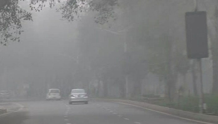 Dense fog causes closure of parts of Motorway in Punjab