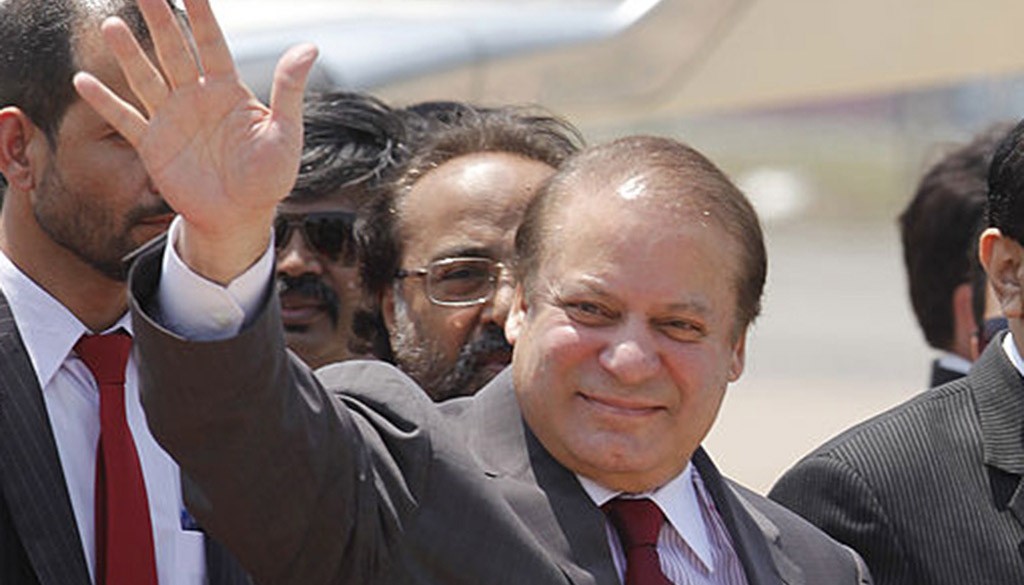 APS martyrs became decisive factor in war against terror: Nawaz