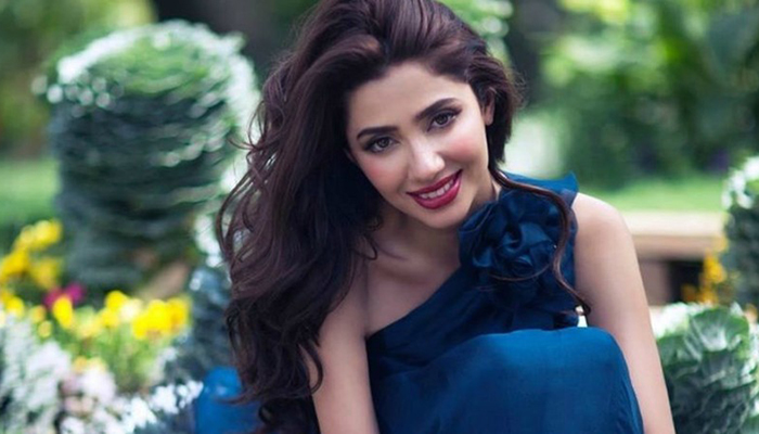 Mahira was wronged by Indians, says Raees director