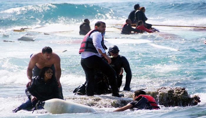 32 Turks rescued in Greek waters