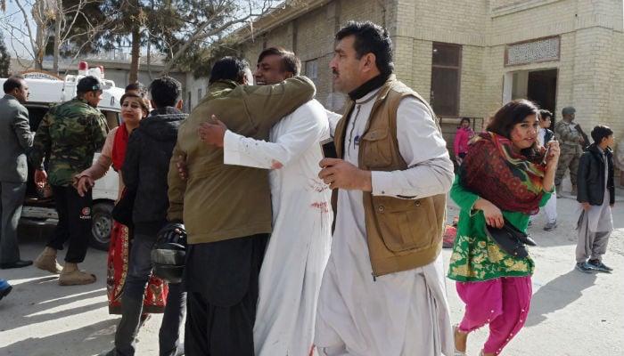 Pakistani Christians react outiside a Methodist church after a suicide bomber attack during a Sunday service in Quetta on December 17, 2017. Photo: REUTERS