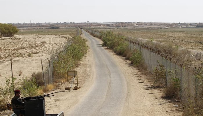 Iraqi paramilitaries deploy to Syrian border