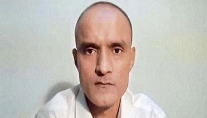 Indian spy Kulbhushan Jadhav’s mother, wife depart for India after meeting at FO