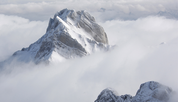 Three people die in avalanches in Swiss Alps